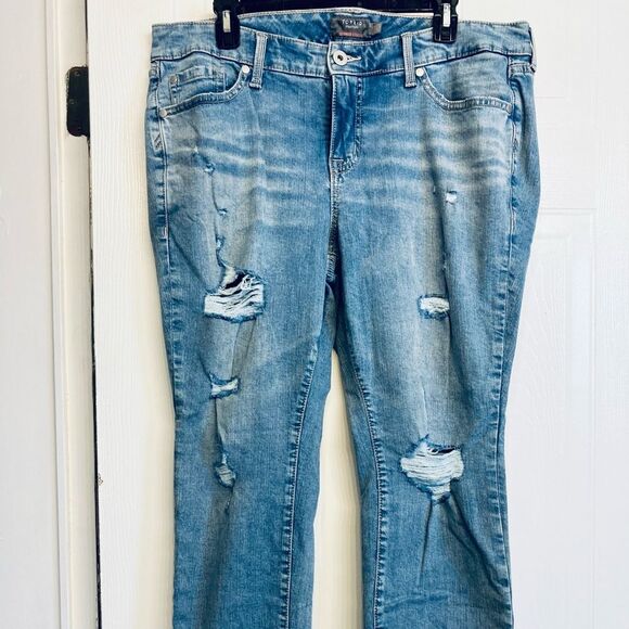 Torrid Boyfriend‎ Straight Vintage Stretch Mid Rise Jeans NWT Womens 14S - Picture 2 of 9